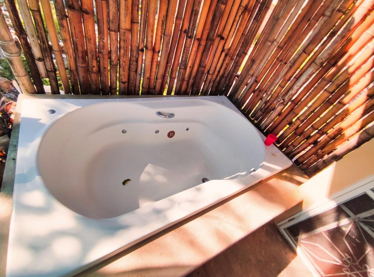 Casa Lili Luxury Valladolid "Fast Wifi, Hot Water, Kitchen & Tv" المظهر الخارجي الصورة