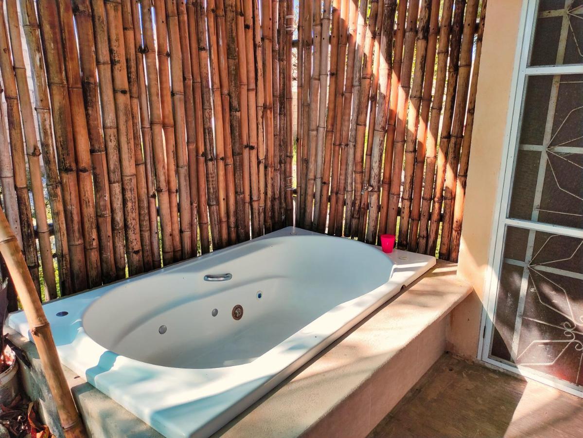 Casa Lili Luxury Valladolid "Fast Wifi, Hot Water, Kitchen & Tv" المظهر الخارجي الصورة