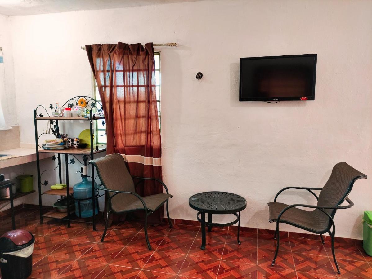 Casa Lili Luxury Valladolid "Fast Wifi, Hot Water, Kitchen & Tv" المظهر الخارجي الصورة